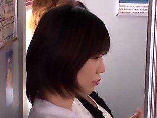 Shameless asian Nanako Mori gets beaver licked