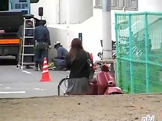 Smoking hot Japanese girls in a kinky upskirt video
